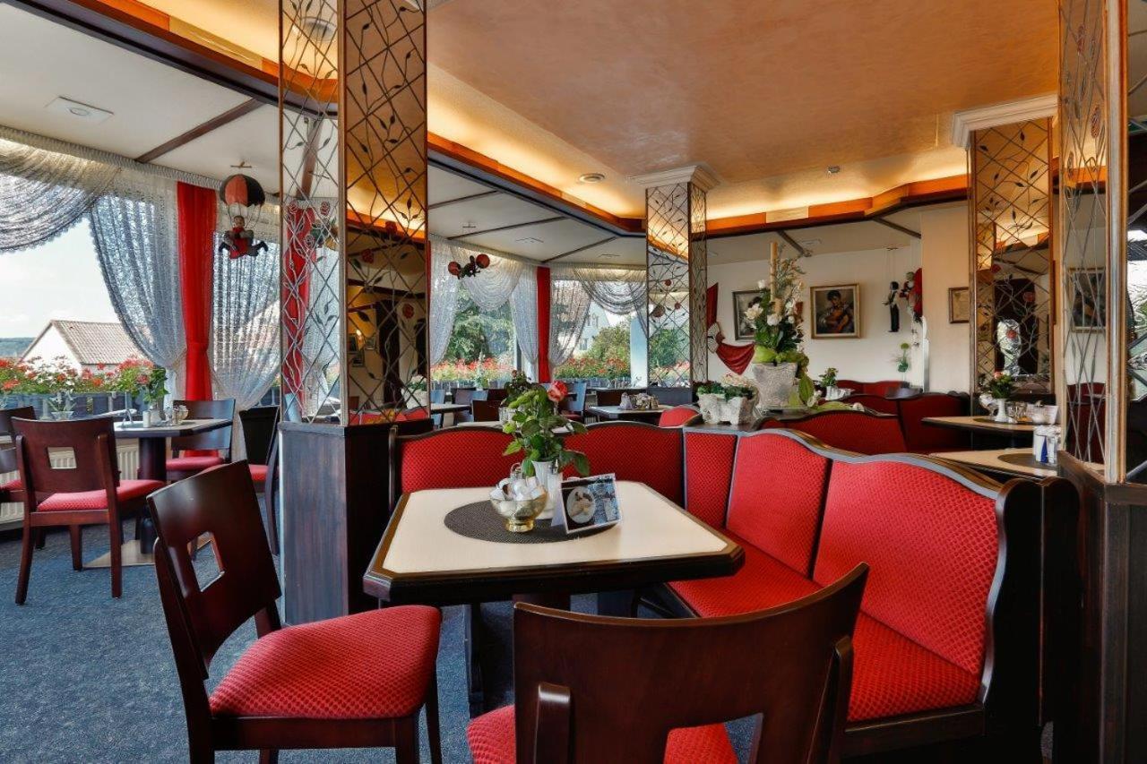 Themen Hotel Terrassen Cafe Бад-Мюндер Екстер'єр фото